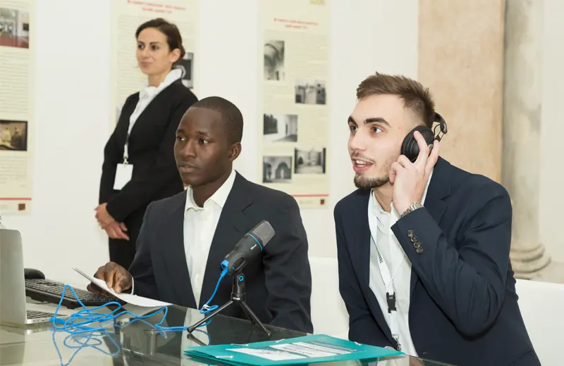 Interpretariato di trattativa a Frosinone per meeting B2B